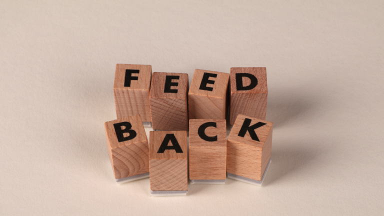 Imersões interativas em feedback: como transformar devolutivas em experiências reais de aprendizagem