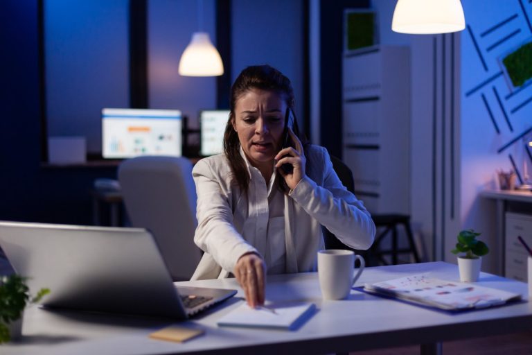 Descubra como identificar um comportamento Workaholic