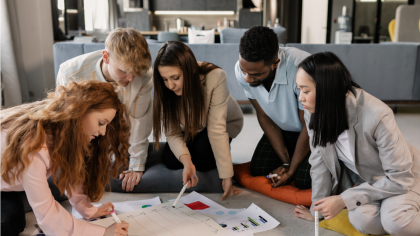 NR-1, saúde mental e performance sustentável: por que o futuro do trabalho exige ambientes mais humanos